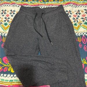 On the Fly LuluLemon Size 10